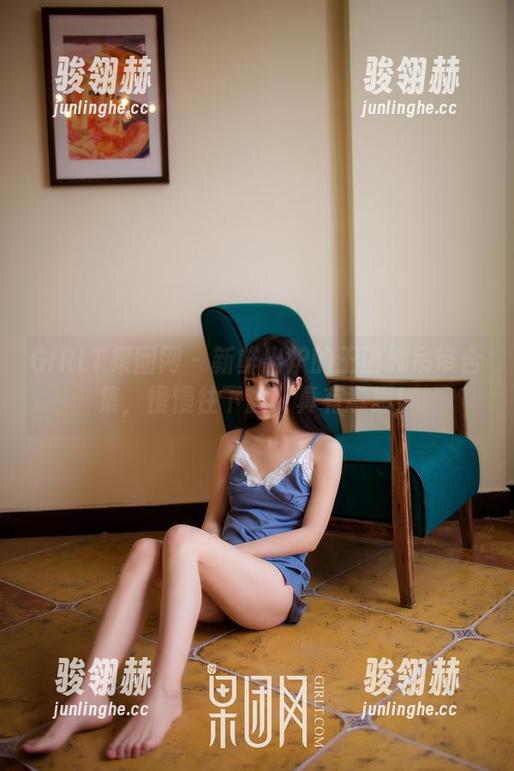 GIRLT果团网 - 新鲜出炉的王语纯吊带合集，慢慢往下翻，真有意思！