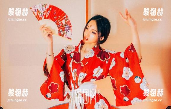 GIRLT果团网 - 黄歆苑的最新长腿资源，动了一点脑筋就能联想到…