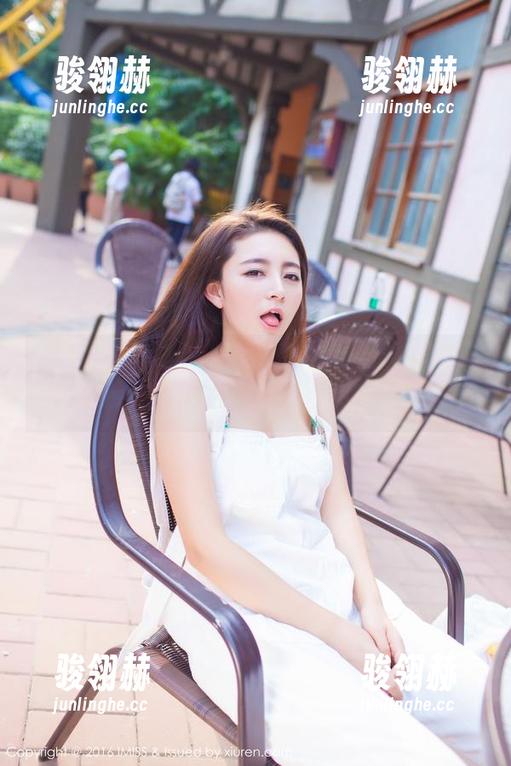 IMiss爱蜜社 - 吊带与蕾蕾醒了没的完美组合，全集下载开启脑洞的快乐旅程。