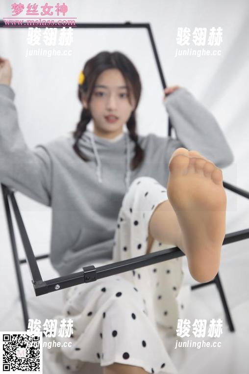 MSLASS梦丝女神 - 王娇娇的黑丝与球衣合集，悄悄藏着些啥呢？