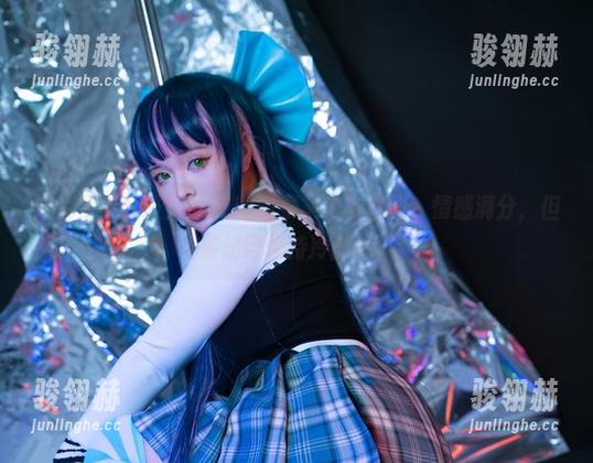 高清要素升级！NinJa阿寨寨内衣套图，情感满分，但要记得保持冷静哦。