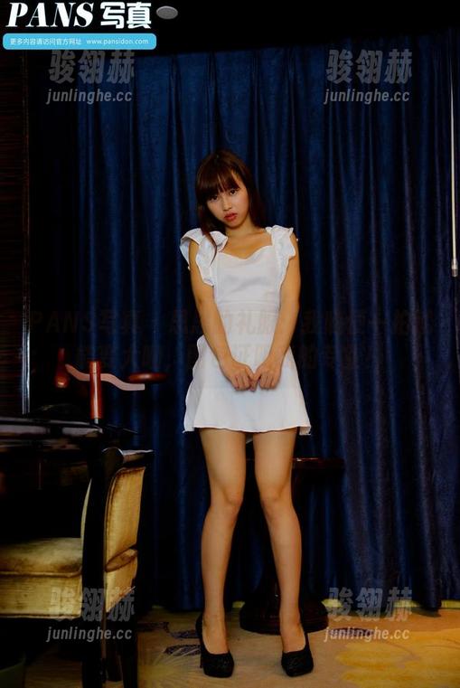 PANS写真 - 思思的礼服：我随便一拍就能变大咖，图包证明我的专业！