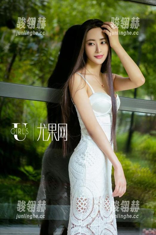 UGirls尤果网 - 杜小雨：学姐的高清角落，让你看了不想走