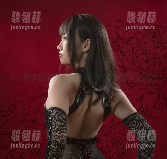 Uki雨季的旋律，修女黑胶衣带来的高清回响