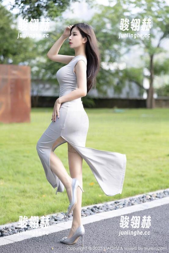 XIAOYU语画界-Miki兔 XIAOYU语画界 - 修女气质?Miki兔手里的原图让你惊讶不已!