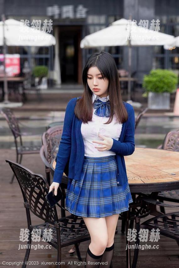 Xiuren秀人网 - 看完可儿kayen的居家写真人，心中种种小杂念：要不要也搞一些软装？