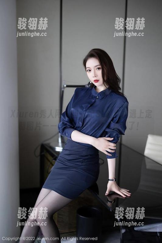 Xiuren秀人网 - 当司妃SL的红裙遇上定制图片——天哪，我快被惊艳到了！