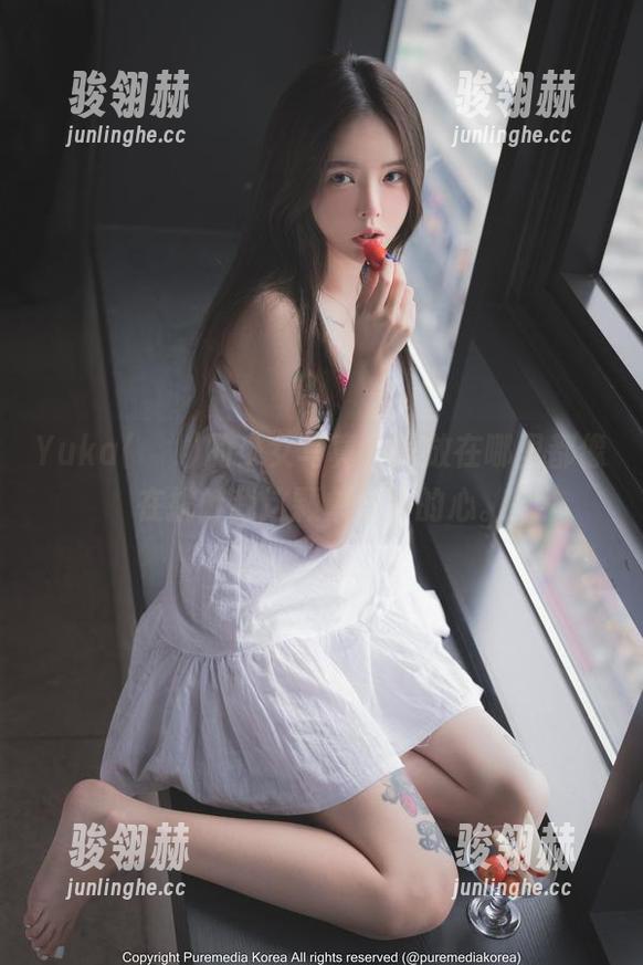 Yuka(유카)的少女写真，摆放在哪里都像在挑衅我这颗单身狗的心。