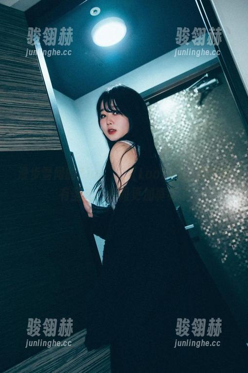 漫步雪间的Zia(지아)[Loozy]，原图没有圣光，反而更加真实了