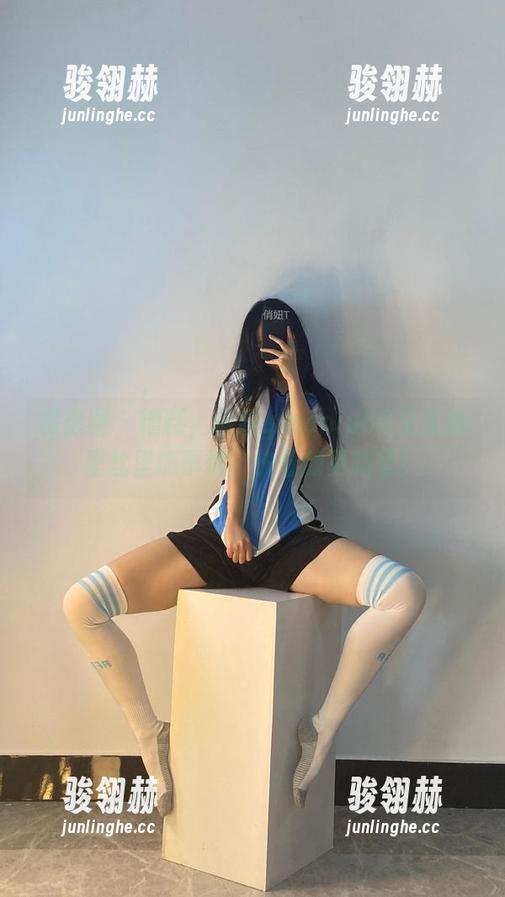 微密圈 - 糟糕，俏妞qiaoniu66又在裤里丝里搞事情，快看新更新吧！