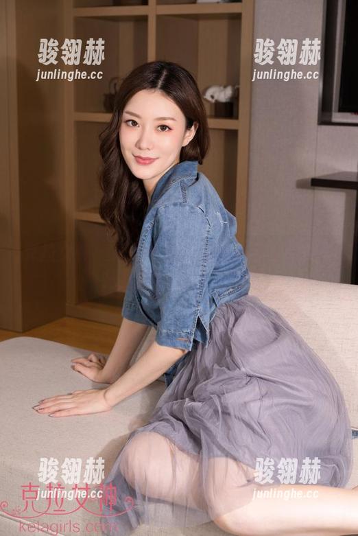 克拉女神-佳莹 克拉女神 - 高跟鞋图包疯了!佳莹不小心把我脑袋里打了个转