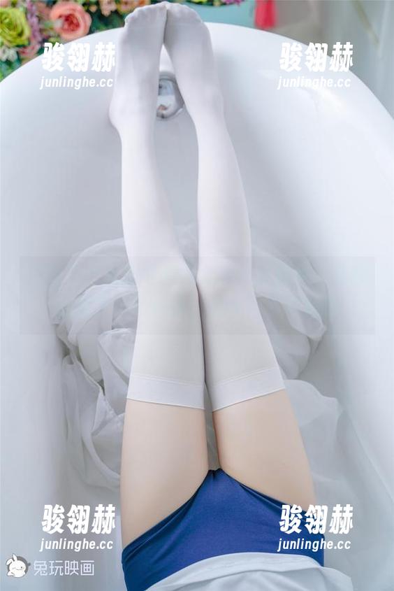 原图下竟然能与黑白女仆心灵契合，是我意淫了吗？哈哈，兔玩映画真有趣