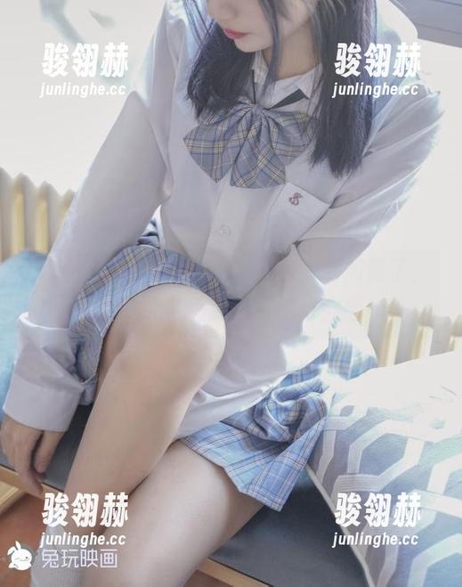 兔玩映画惹火的白丝短裤欣赏时间到了，新旧作品集更新冲击感受立显！