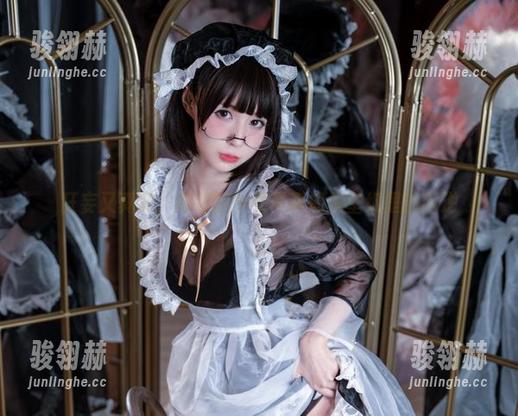 狂妄又真实，南鸽的少女写真像是壁纸里的叛逆