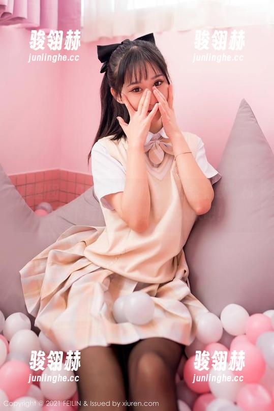 嗲囡囡 - Celina青妍的“苗条有致”秘籍：下载原图，细节放大来吧！