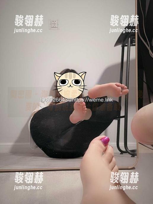 婉柔yyyy 微密圈 - 淘气的婉柔yyyy短裙套图,免费的,可别说我没给你准备哦。