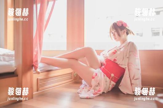 宅夏yoko的写真更新，比校园晚自习还吸引人的妹汤校服肖像！