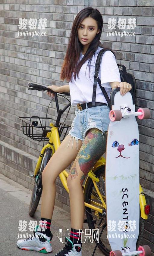 尤果网 - 小桃子的图包，夏日如同香甜的桃子，快来尝尝！