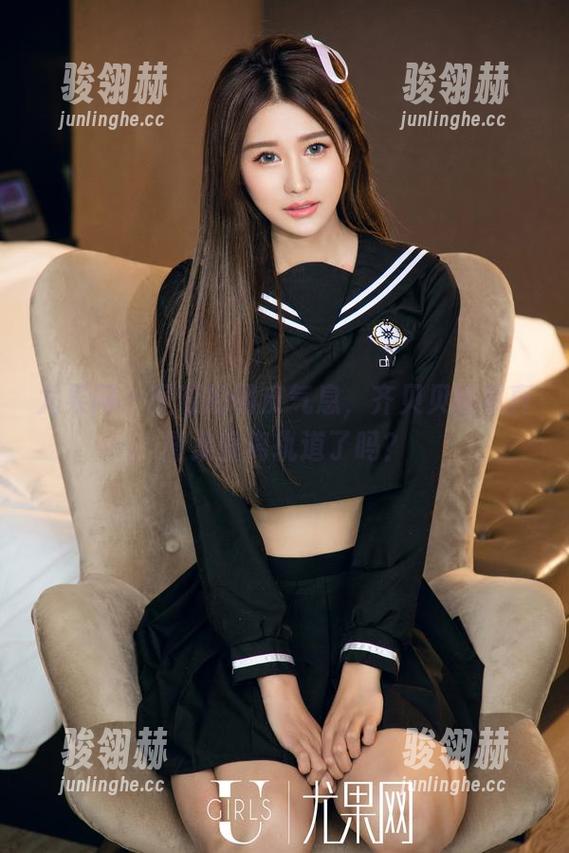尤果网 - 圣诞的调皮气息，齐贝贝的写真图集偏离轨道了吗？