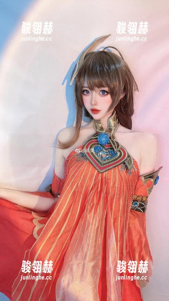 嶋葵把“幽灵姬”原图拍得如此迷离，不知不觉就沉醉在这氛围里。