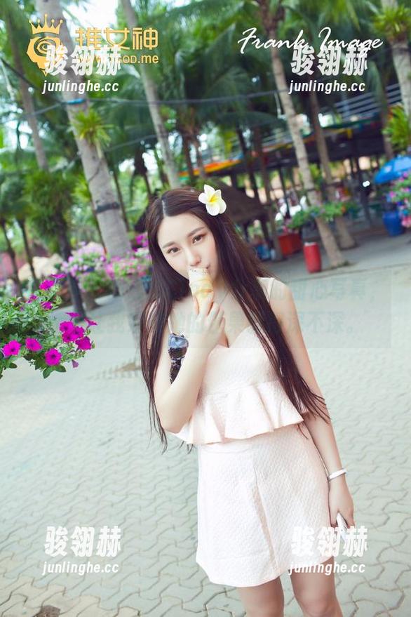 推女神-颜浅浅Cindy 推女神 - 颜浅浅Cindy分享的甜心写真,愣是让我好奇她的糖果藏得深不深。