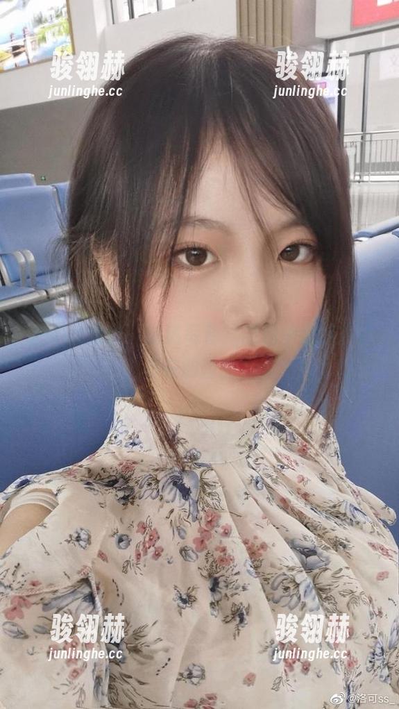 洛可ss 洛可ss婚纱,精选写真,脑海中总是挥之不去的画面。