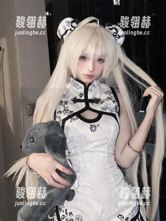 如果特软儿Sona的“御姐”写真可爱如初衷，原图随意翻一翻，感叹造物主的良心大作也未尝不可。