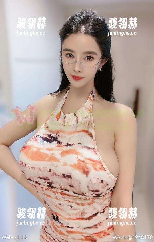 微密圈 - 这些年，我还是最想念猪小七的吊带黑胸罩图集，回忆总是让人醉。