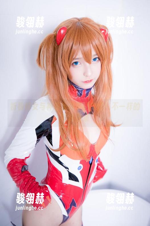 祈祷修女与神乐坂真冬的裙摆：不一样的写真合集