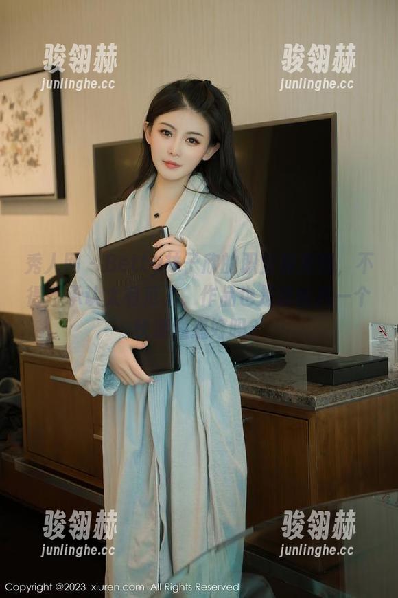 秀人网 - Betty林子欣的职业装美图，不得不承认太有范了，作品也是请给我一个快速通道好吗？