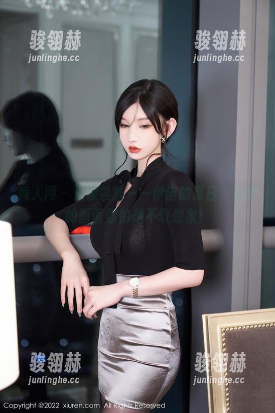 秀人网 - 资源尝鲜——伊诺的夏日，这样的画面你怕是不敢想象！