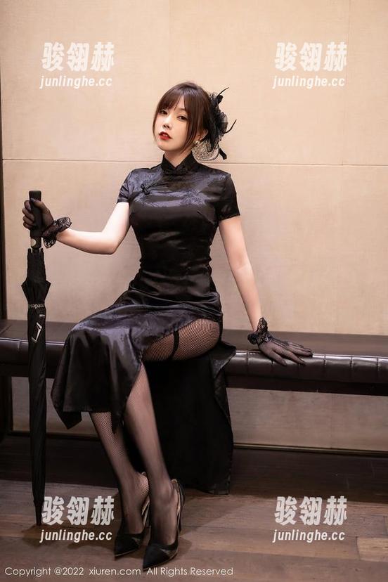 秀人网-古月小同学 秀人网 - 古月小同学的野生女友:原图竟然被写真劫持了?