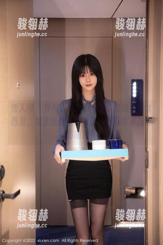 秀人网-周慕汐fairy 秀人网 - 当周慕汐fairy穿镂空内衣黑丝西装,那壁纸都不敢看了,眼睛都要抹上防晒霜!