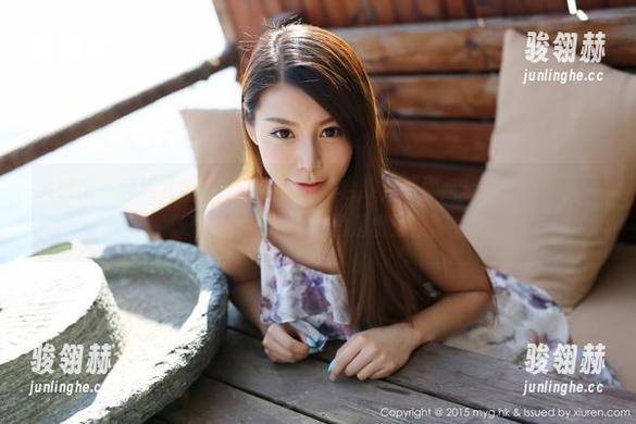 美媛馆 - 唐琪儿Beauty的牛仔裤合集，紧绷与松弛，随随便便就是种态度，美图超出想象。