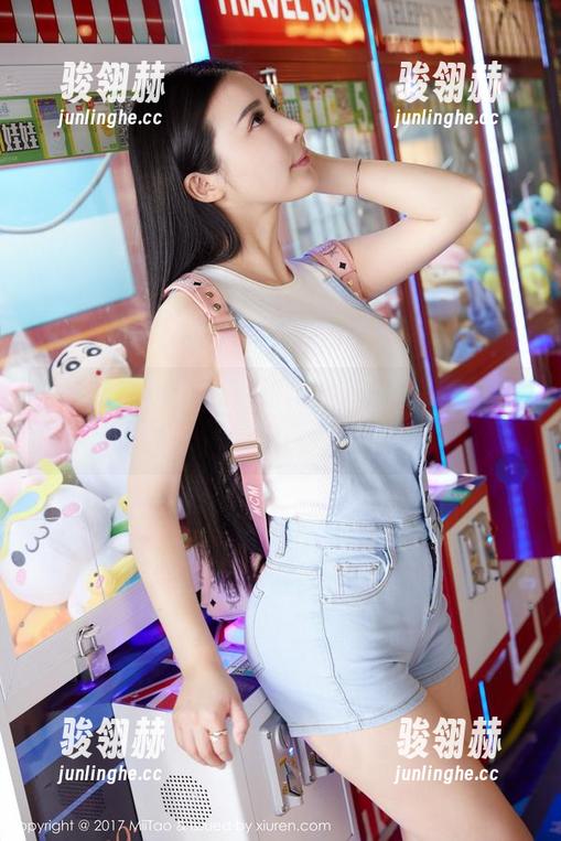 蜜桃社 - Cris_卓娅祺的礼服合集：无圣光版本，接受来自老天爷的怒瞪