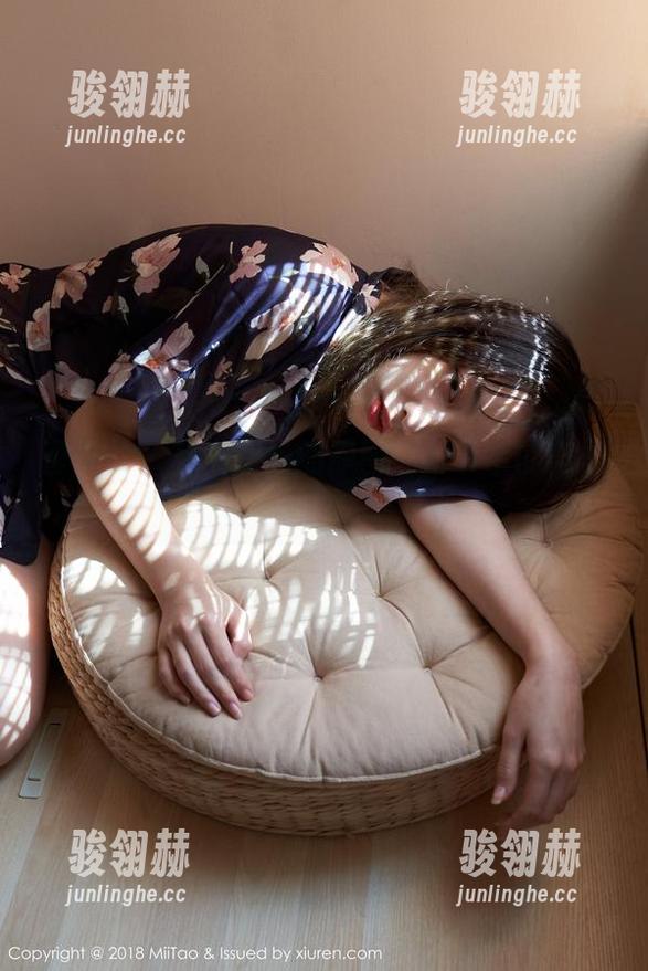 蜜桃社-木奈奈 蜜桃社 - 秘书职场的原图:木奈奈的奇思妙想