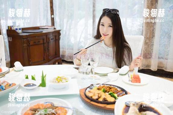 魅妍社 - 妤薇Vivian和她的姐姐，下载这个作品，爽翻天！